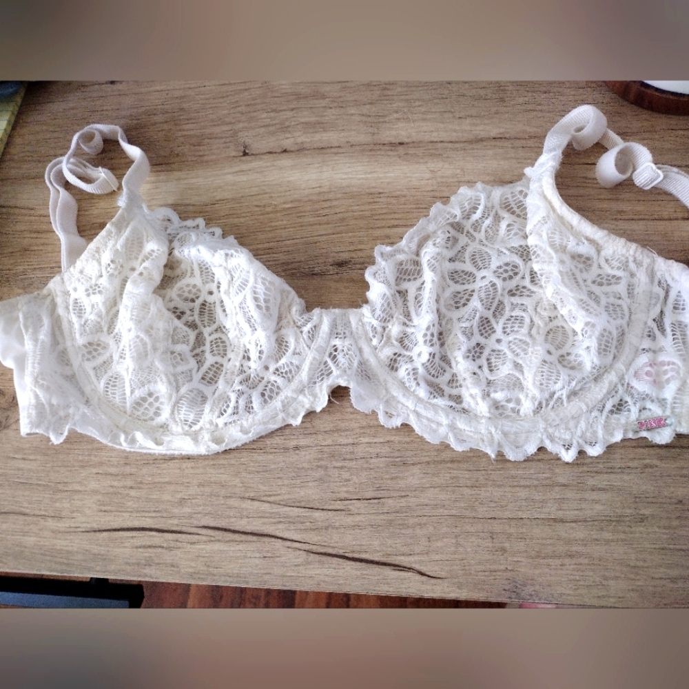 Victoria Secret Pink unlined lace bra